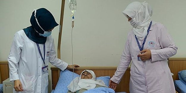 Türk hacı adayları hastanelik oldu