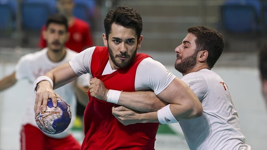 Türk hentbolunun Avrupa'daki yıldızları, milli takımda başarı istiyor