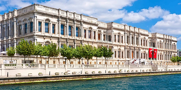 Türk inşaat devinin iflası istendi! Sayısız dev projeye imza atmışlardı