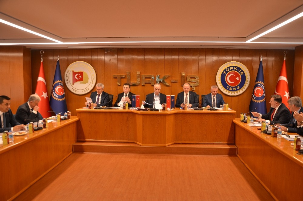 TÜRK-İŞ Başkanlar Kurulundan iş yeri sahiplerine: 