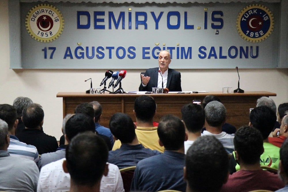 Türk-İş Genel Başkanı Atalay: “Ülkeyi, işçiyi satanlar, iftira atanlar esas alçak onlardır” 