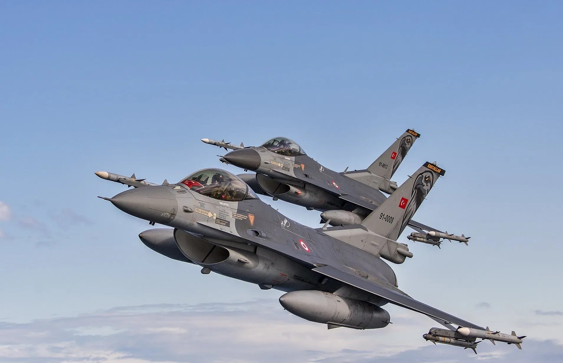 Türk jetleri Karadeniz semalarında: Milli Savunma Bakanlığı görüntüleri paylaştı