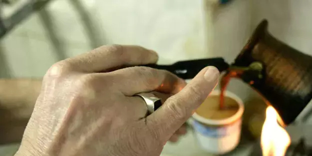 Türk kahvesine kaşığın ucuyla 1 damla koymak yeterli! Aşırı kilo için üretilen muhteşem ikili: İğne ipliğe döndürüyor