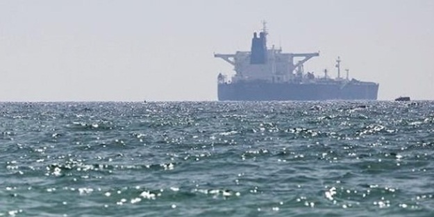 Türk kaptan ve mürettebat Türkiye'ye getirildi