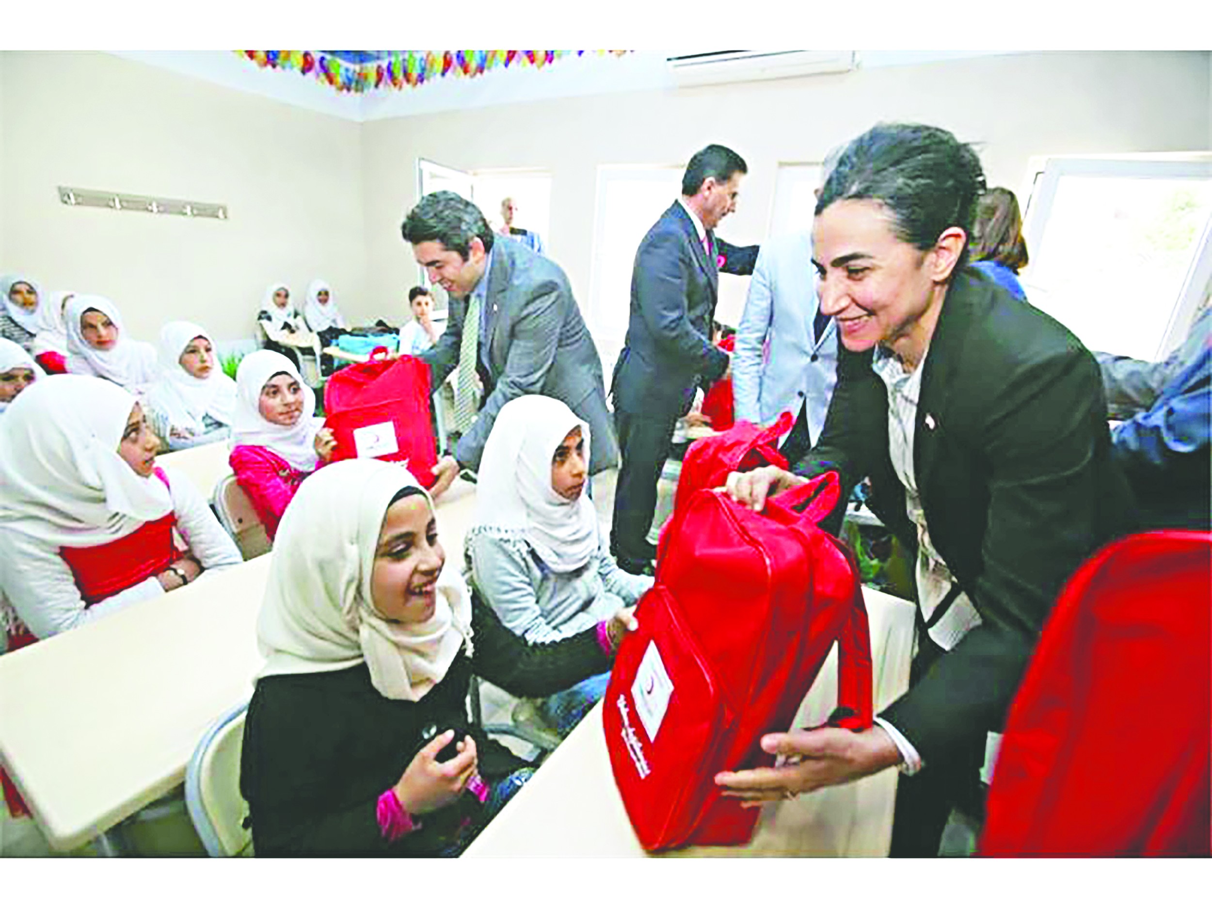 Türk Kızılay İdlib’de 22 derslikli okul açtı