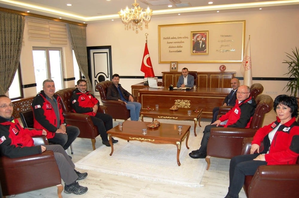 Türk Kızılay’dan Bursa dağ ilçelerine gıda desteği 