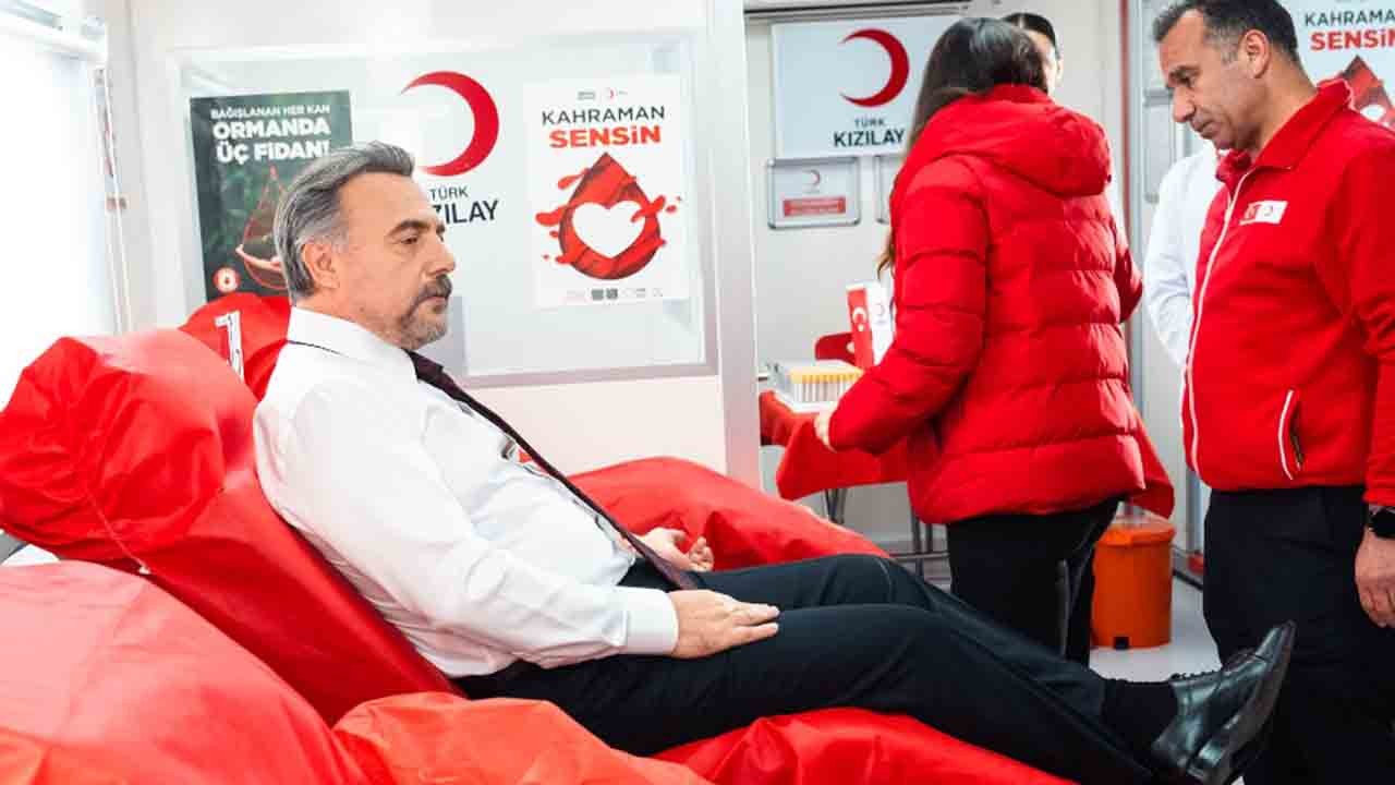 Kampanya filmine büyük ilgi: Türk Kızılayı’ndan Oktay Kaynarca sürprizi