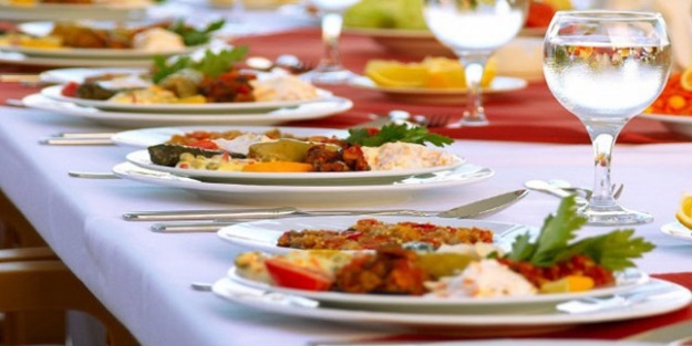 Türk mutfağı dünyanın gündeminde! 11 yemek yabancıların aklını aldı