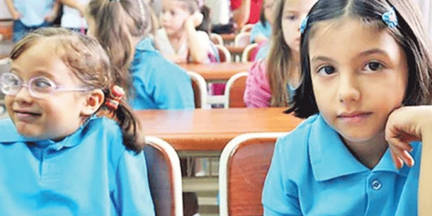 Türk öğrencilere ‘Türkçe yok' dayatması