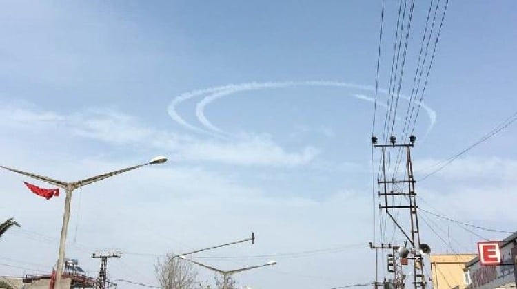 Türk pilotlardan görülmemiş hareket!