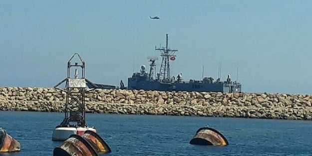 Türk savaş gemisi ve helikopteri Libya'da