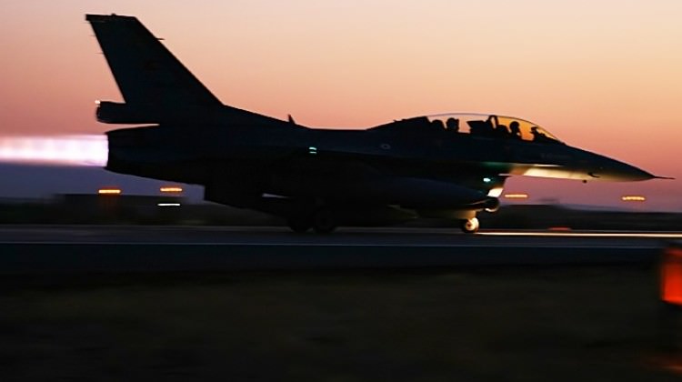 Türk jetleri bomba yağdırdı