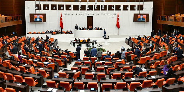 Türk Silahlı Kuvvetleri Personel Kanunu TBMM'de kabul edildi