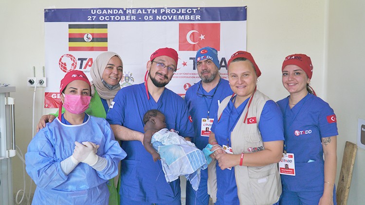 Türk Tabibler Birliği’ne sormalı: Hanginiz provokatör hanginiz Hipokrat... Bunlar doktor değil mi?