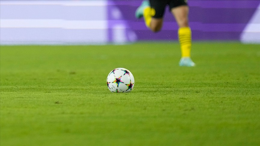 Türk takımlarının Avrupa kupalarındaki maçlarını yönetecek hakemler açıklandı