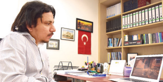 “Türk tarih dizileri, bizlere umut veriyor”