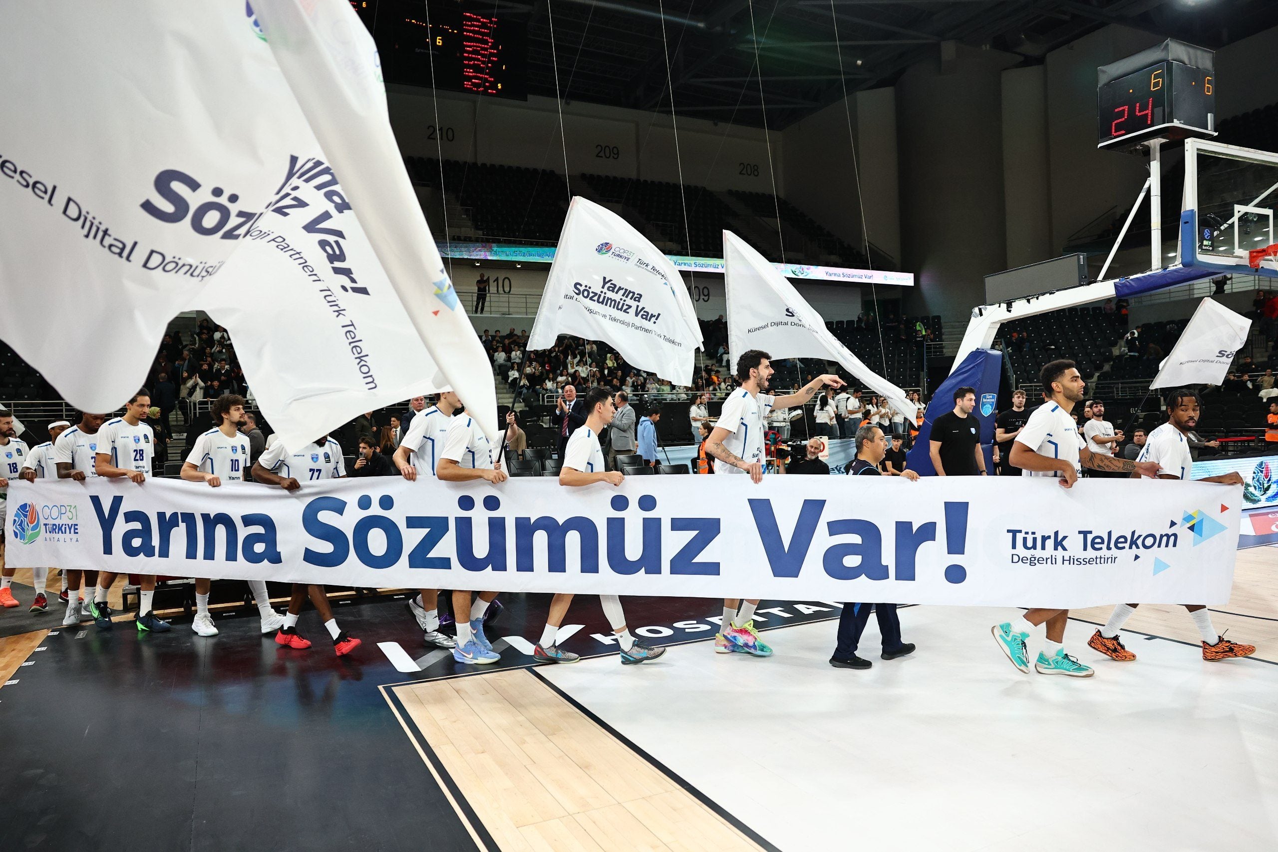 Türk Telekom COP31 mesajını Avrupa basketbol sahnesine taşıdı: Yarına Sözümüz Var
