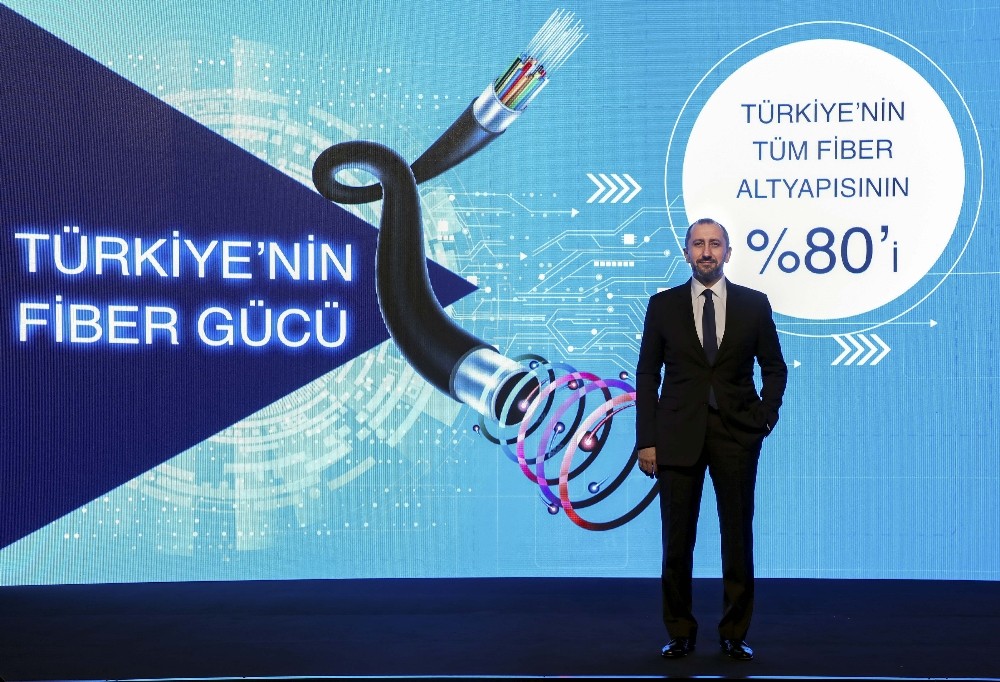 Türk Telekom fiberde 7,5 milyon kilometreye ulaştı 