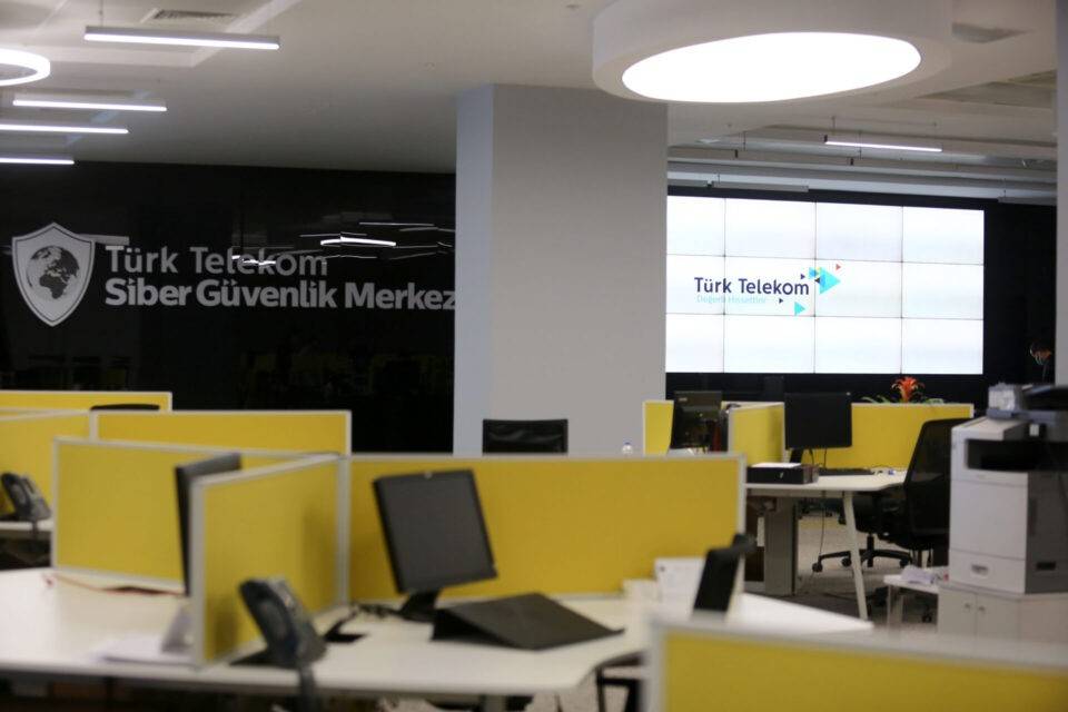 Türk Telekom’dan beklentileri aşan performans