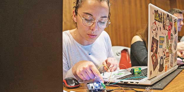 Türk Telekom’dan ‘Yeni Nesil Gelecek’