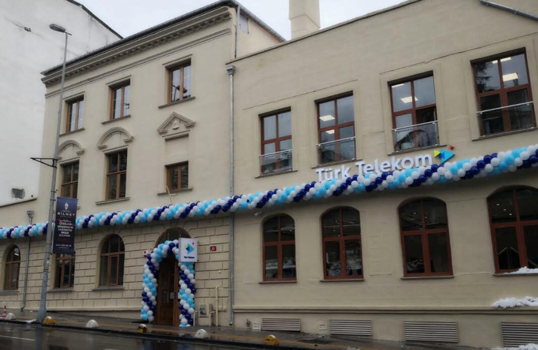 Türk Telekom’un Kadıköy Müşteri Merkezi yenilendi