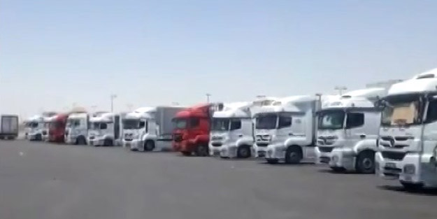 Türk tırları Duba’da mahsur kaldı!