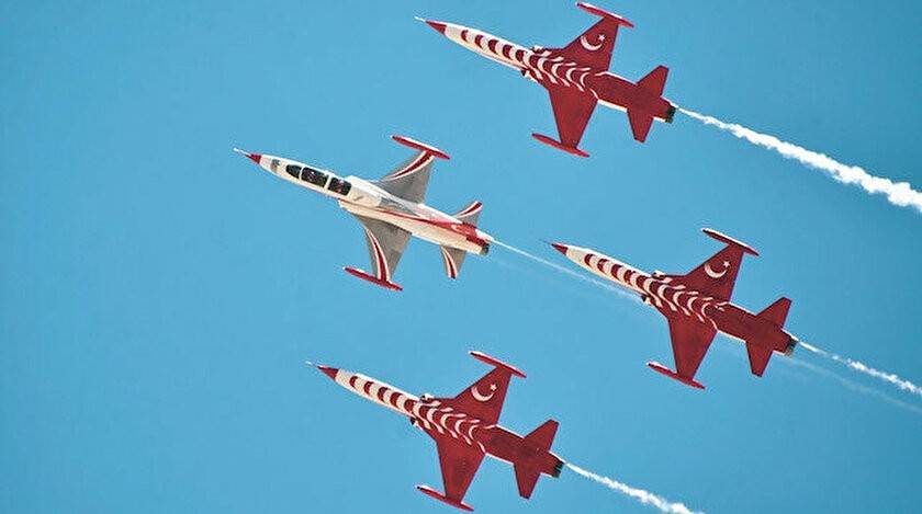 Türk ve Azerbaycan pilotları nefes kesti
