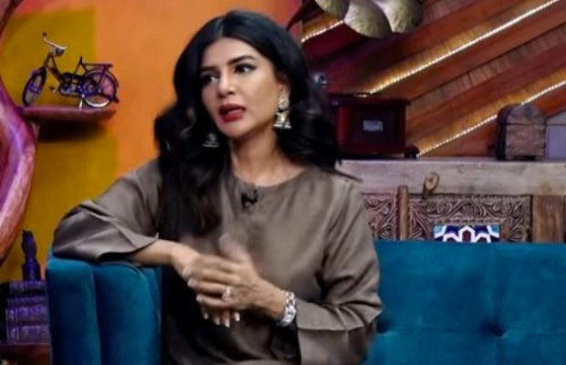 Türk ve Osmanlı düşmanı Pakistanlı aktris rezil oldu