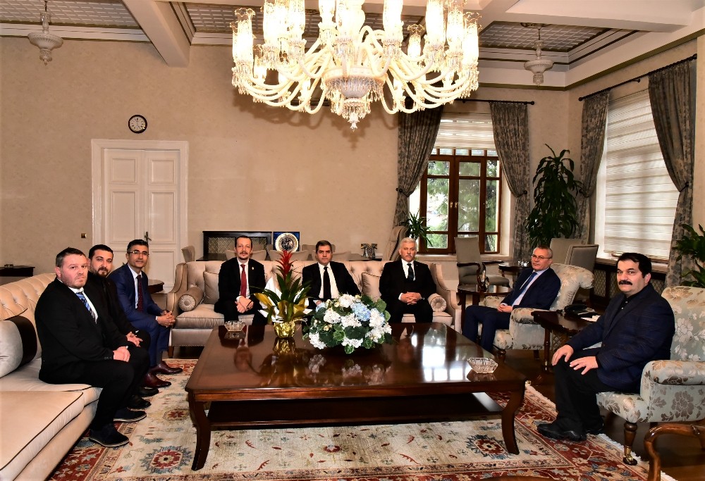 Türk Veteriner Hekimleri Birliğinden Vali Deniz’e ziyaret 