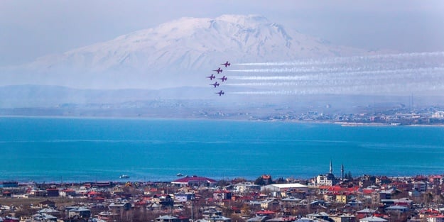 Türk yıldızları nefes kesti!