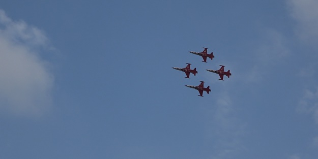 Türk Yıldızları Rize semalarında uçtu!