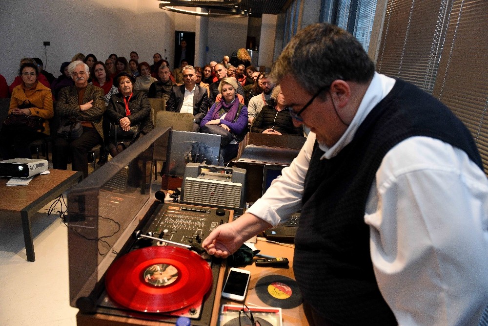 Türkan Şoray’da plaklar anlatıldı 