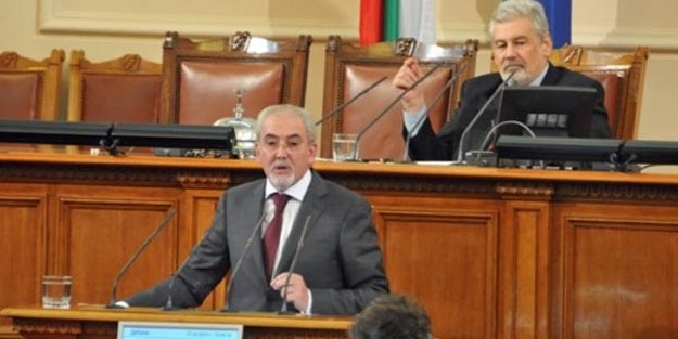 Türkçe konuştuğu için...