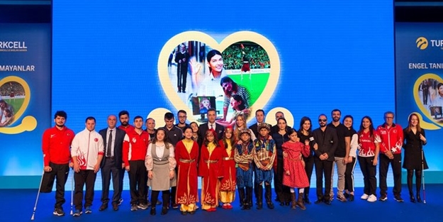 Turkcell ‘İşaret Dilim Uygulaması’ ile dünyadaki ilk işitme engelli platformu hayata geçiyor