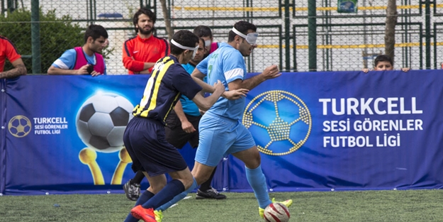 Turkcell Sesi Görenler Ligi'nde Çağdaş Görmeyenler lideri yerinden etti