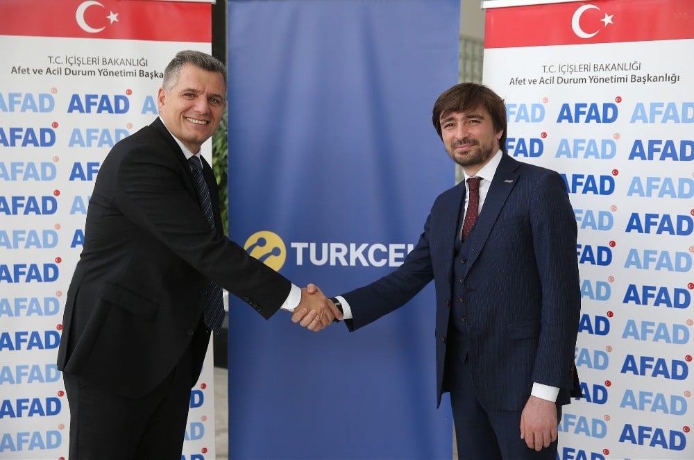 Turkcell yerli ve milli e-posta sistemi AFAD’ta hayata geçirildi 