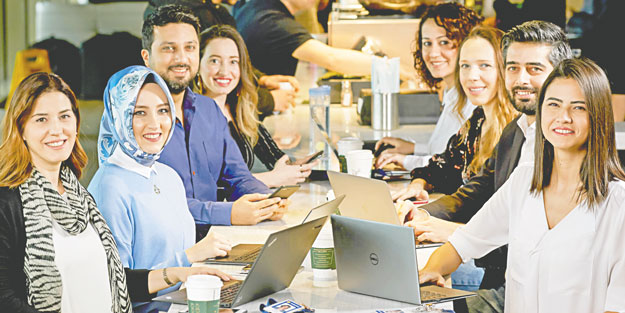 Turkcell uygulama sunuyor, kadınlar üretiyor