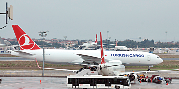 Turkish Cargo Türk gül ürünlerini dünyanın dört bir yanına taşıyor