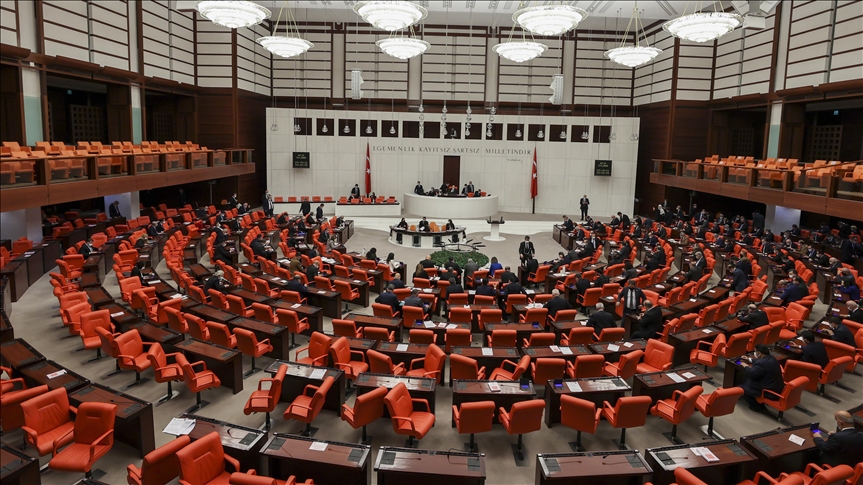 Türkiye-Azerbaycan Arasında Tercihli Ticaret Anlaşması'na dair kanun teklifi TBMM Genel Kurulunda kabul edildi