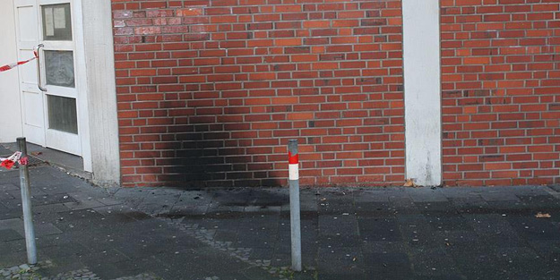 Türkiye Başkonsolosluğu'na saldırı