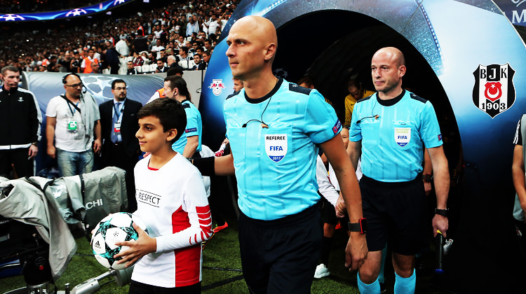 Türkiye-Bosna Hersek maçının hakemi açıklandı