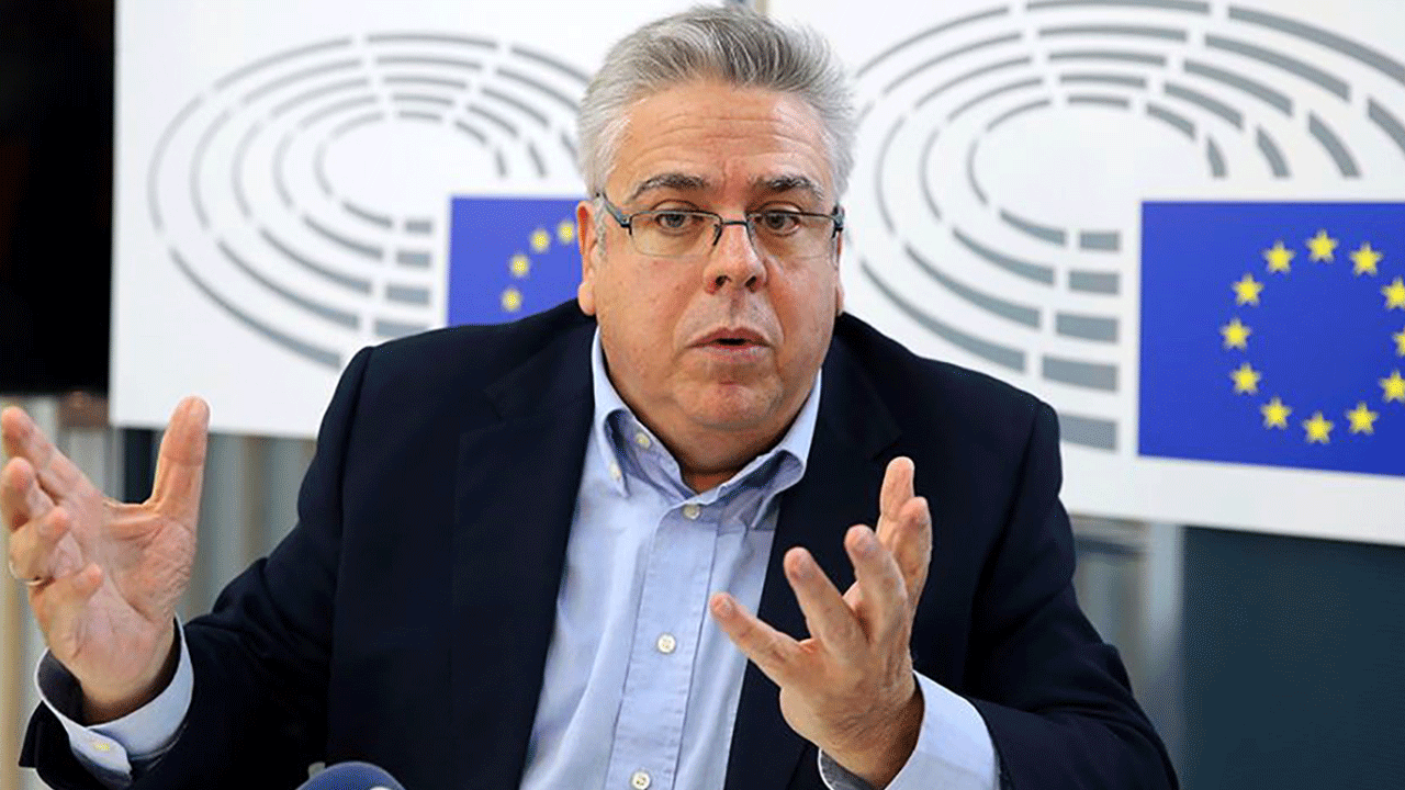 Türkiye demokrasinizi 4’e katlar 30 ile çarpar elinize verir! Amoooor, haddini bil amor, haddini!