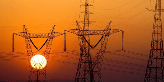 Türkiye'den dev yatırım hamlesi! Yıllık 10 milyar dolar! Yakıt tüketimini düşürecek, fiyatları etkileyecek gelişme!