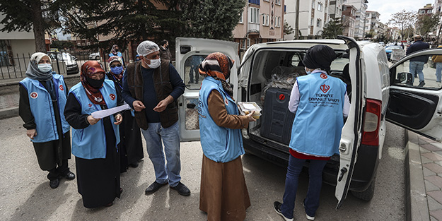 TDV ramazanda 20 bin kişiye kumanya dağıtacak