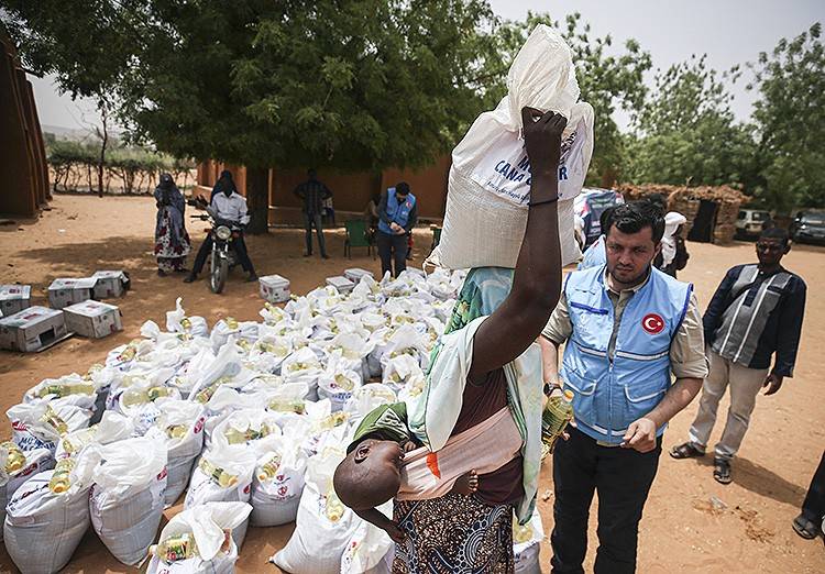 Türkiye Diyanet Vakfı yurt dışındaki ramazan yardımlarına Nijer'den başladı
