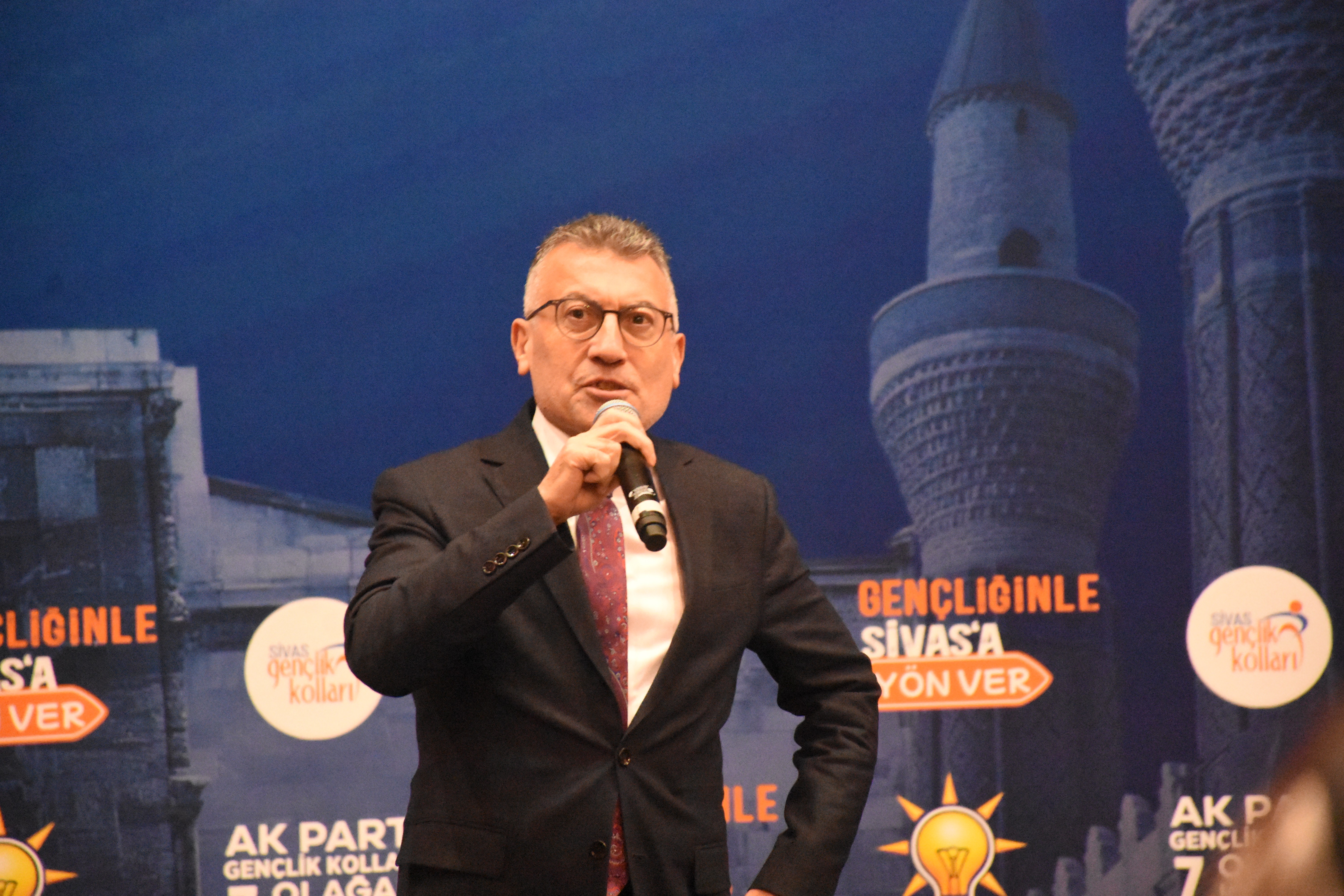 Türkiye dünyanın ilk 10 ekonomisi içerisinde yer alacak