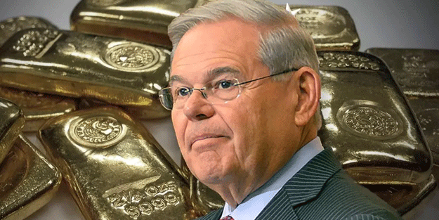 Türkiye düşmanı Menendez'in başı fena dertte