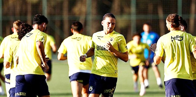 Türkiye duyurusu geldi... Fenerbahçe'nin biyonik adamı için artık zaman daralıyor!