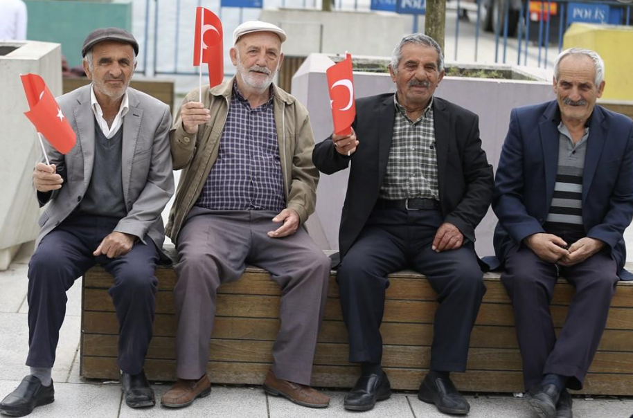 Türkiye emeklilikte birçok ülkeyi geride bıraktı! OECD ortalamasına 17,1 puan fark