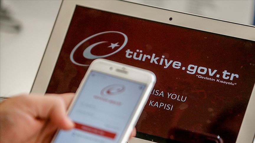 Türkiye evde kaldı kamu hizmetini 'e-Devlet'ten aldı